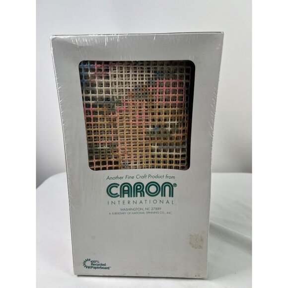 Latch Hook Kit Traditional Santa By Wonderart Caron 12" x 12" - Picture 5 of 5